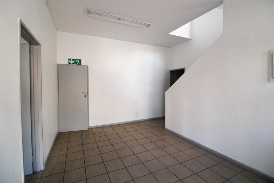 To Let Commercial Property for Rent in Montague Gardens Western Cape